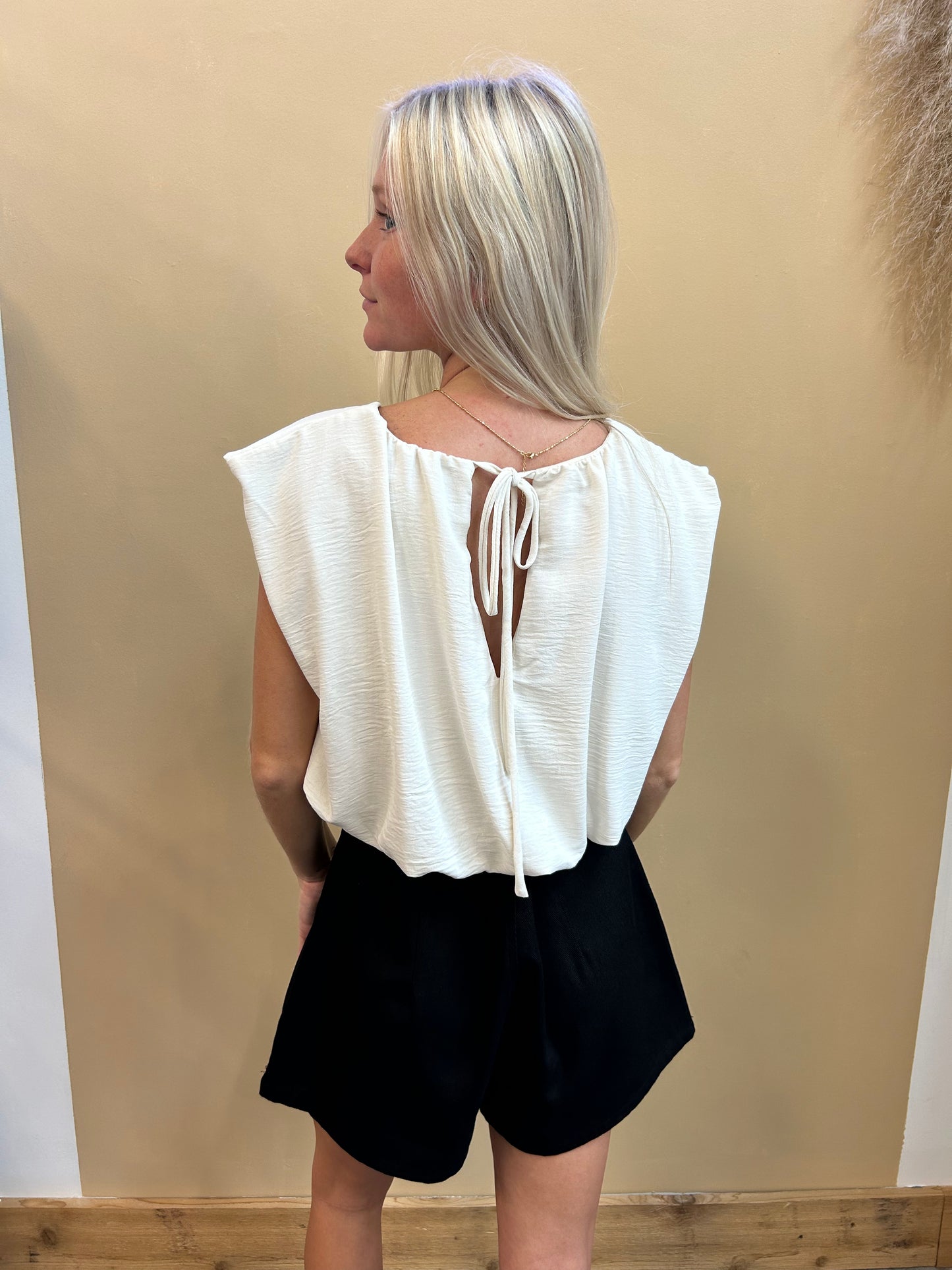 Falling In Style Top