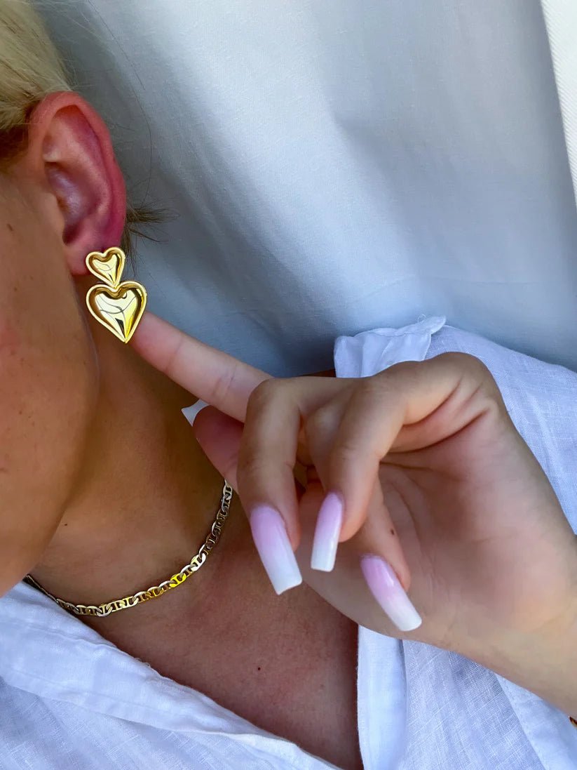 Chansuttpearls Double Heart Earrings - Arete Style