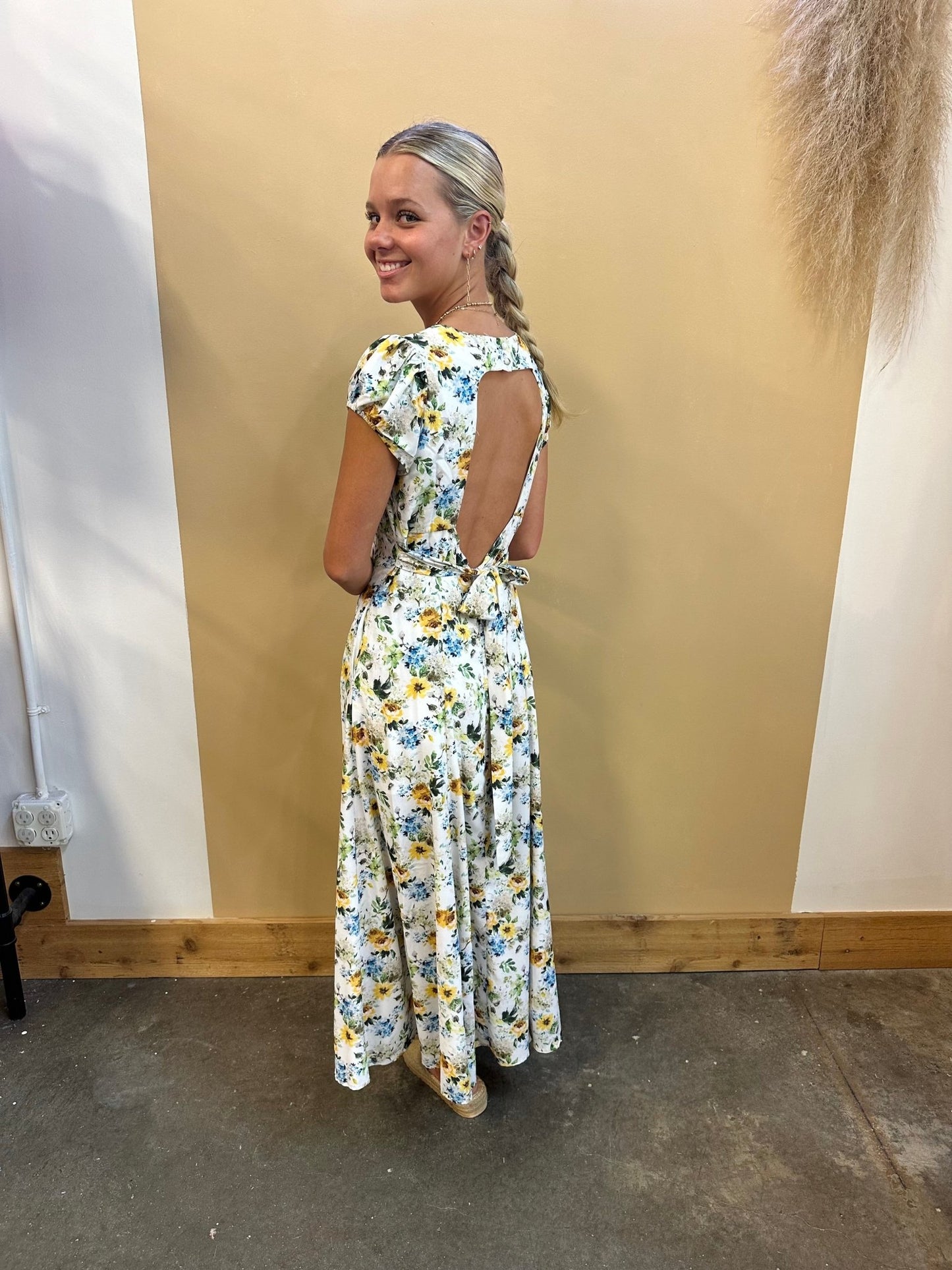 Danielle Open Back Floral Maxi Dress - Arete Style