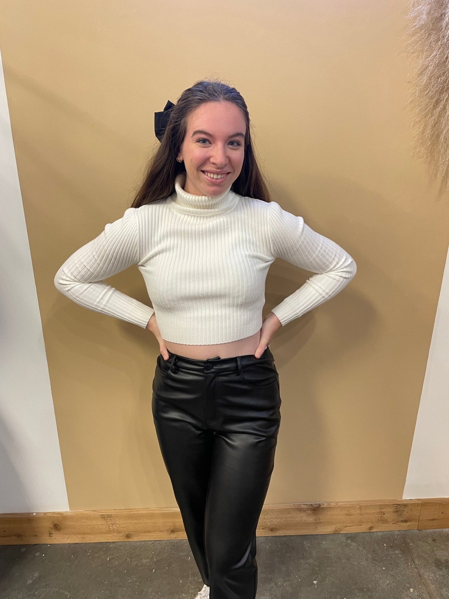 Amelia Cropped Sweater Top - Arete Style