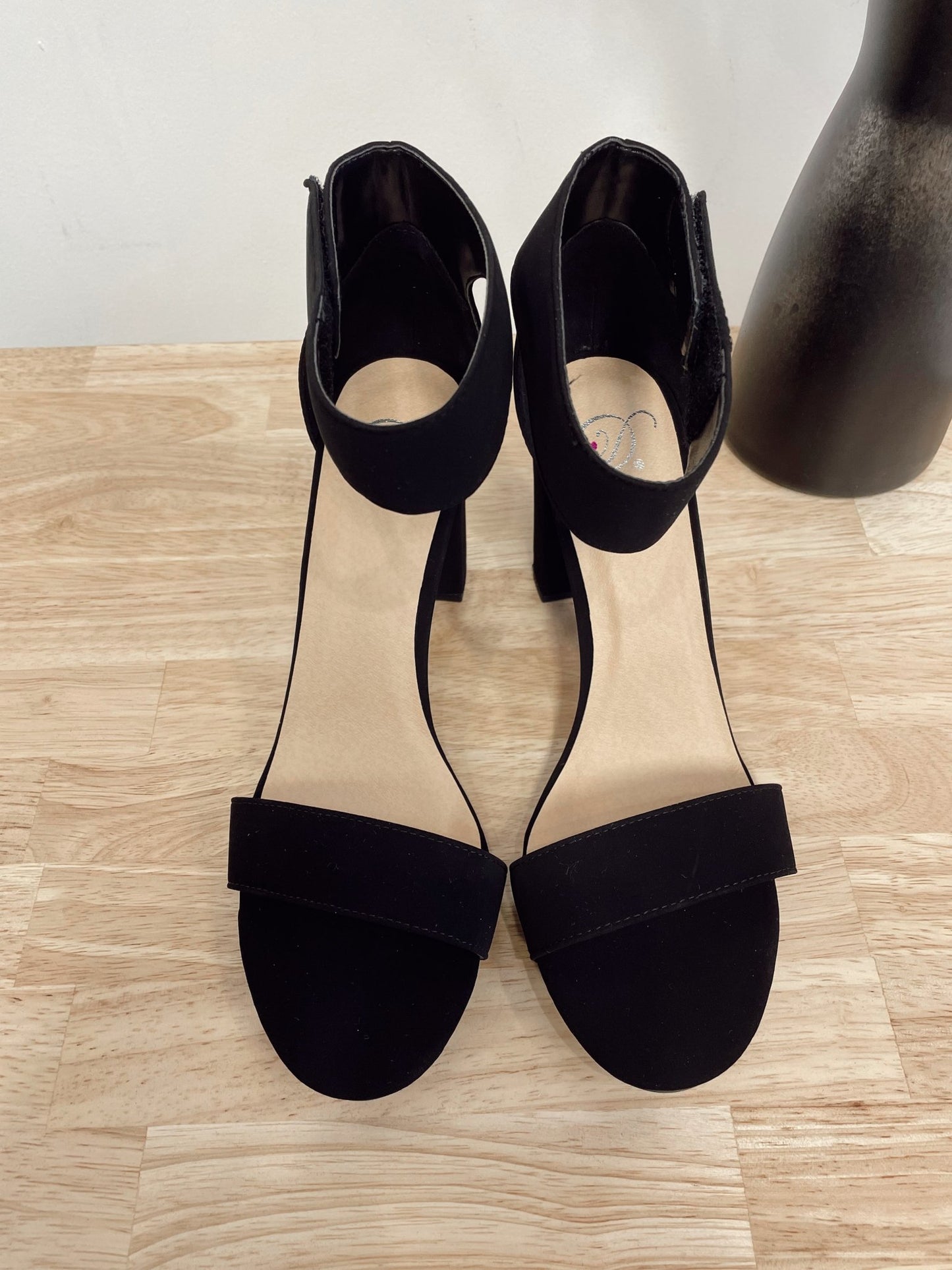 Audrey Heels - Arete Style