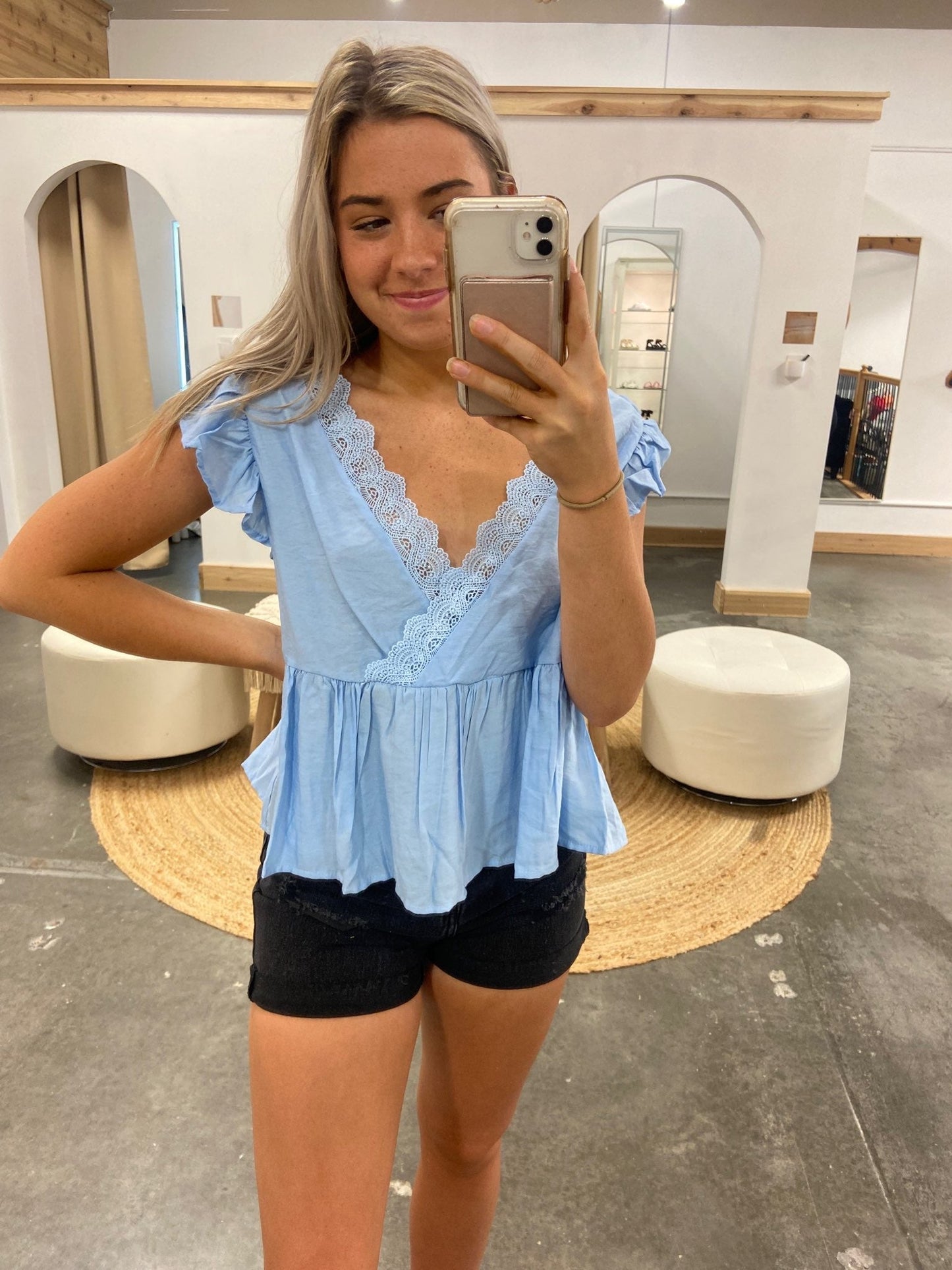 Chloe Blouse - Arete Style