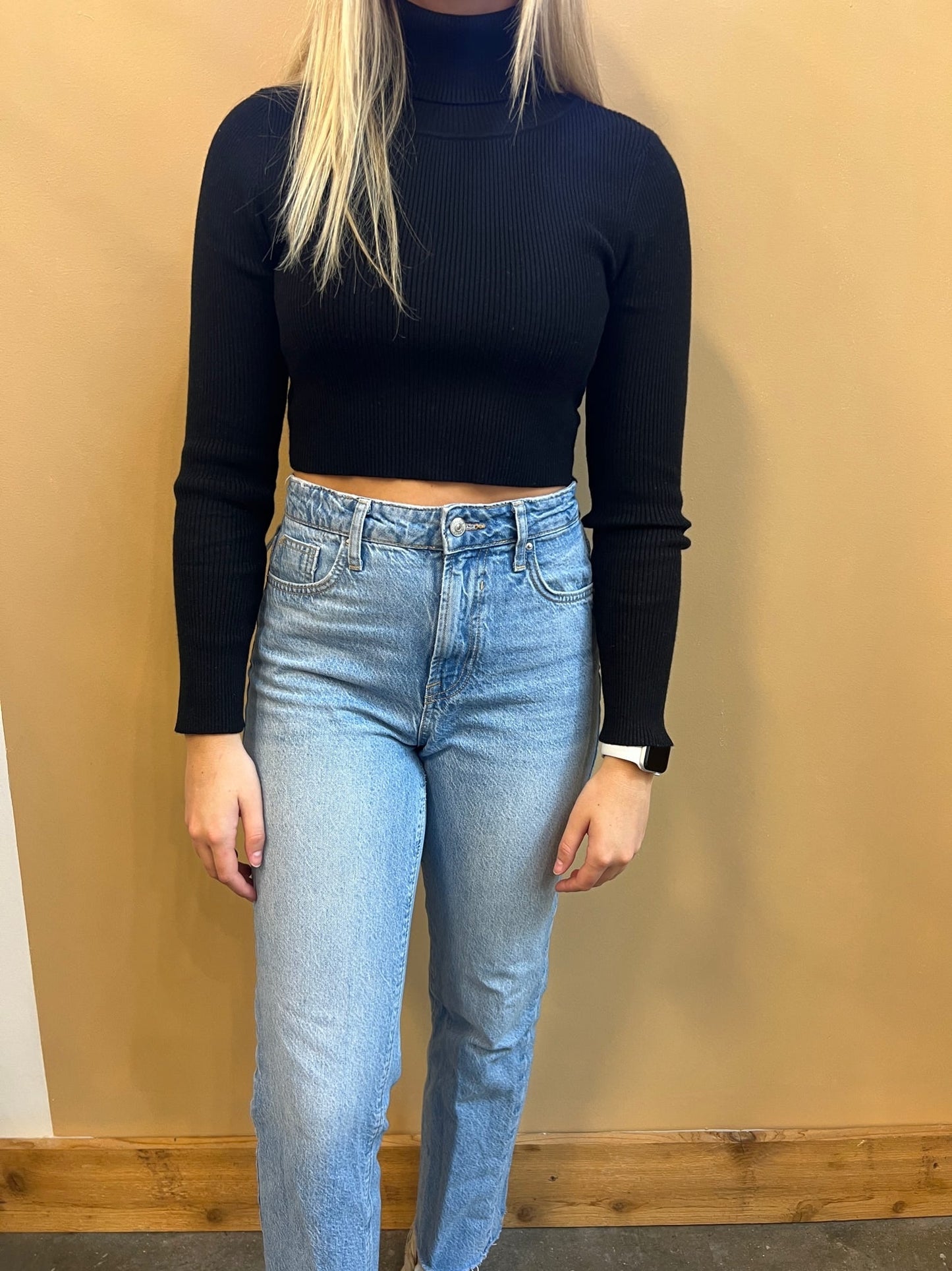 Emerson Mock Neck Top - Arete Style