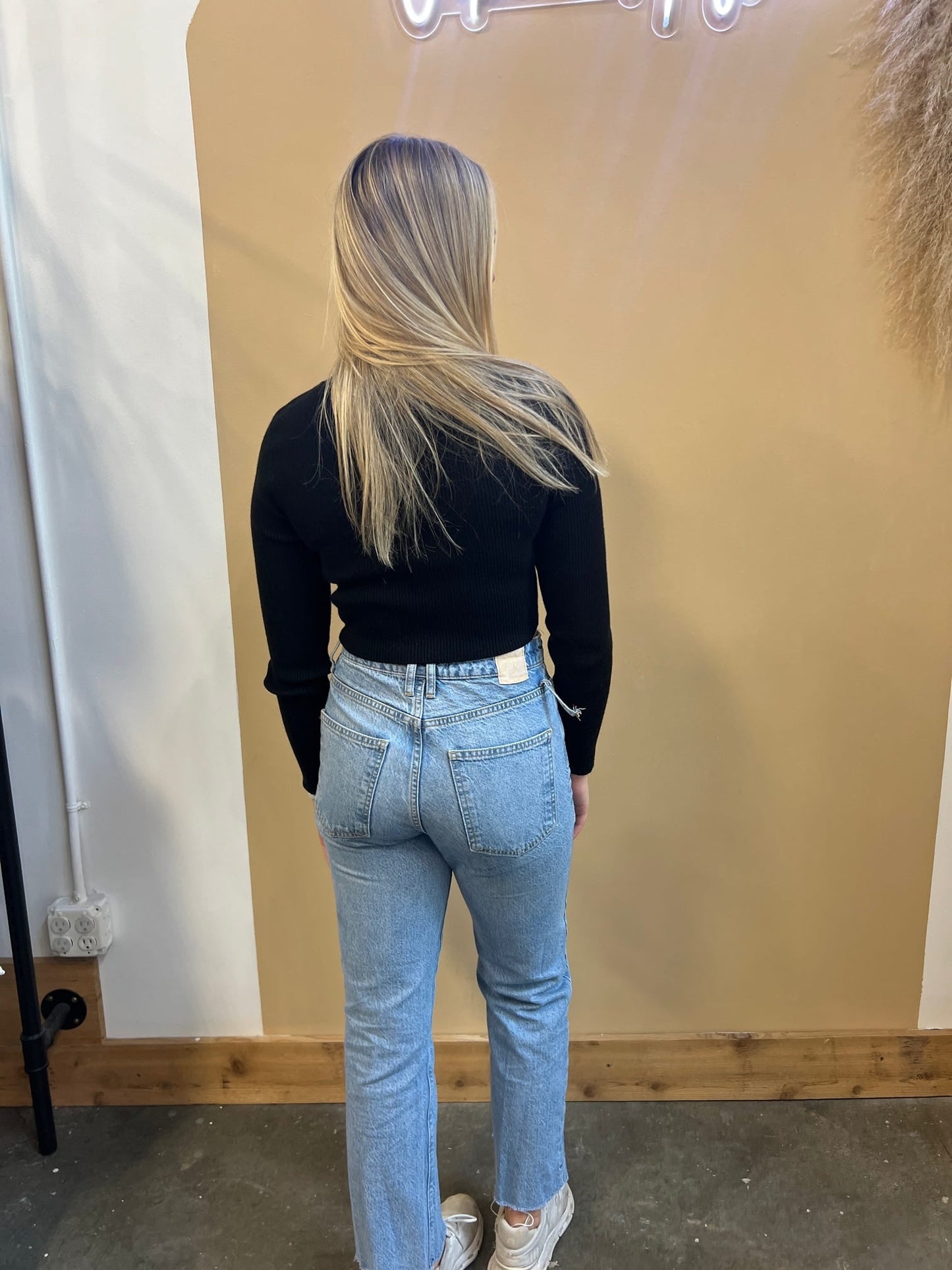 Emerson Mock Neck Top - Arete Style