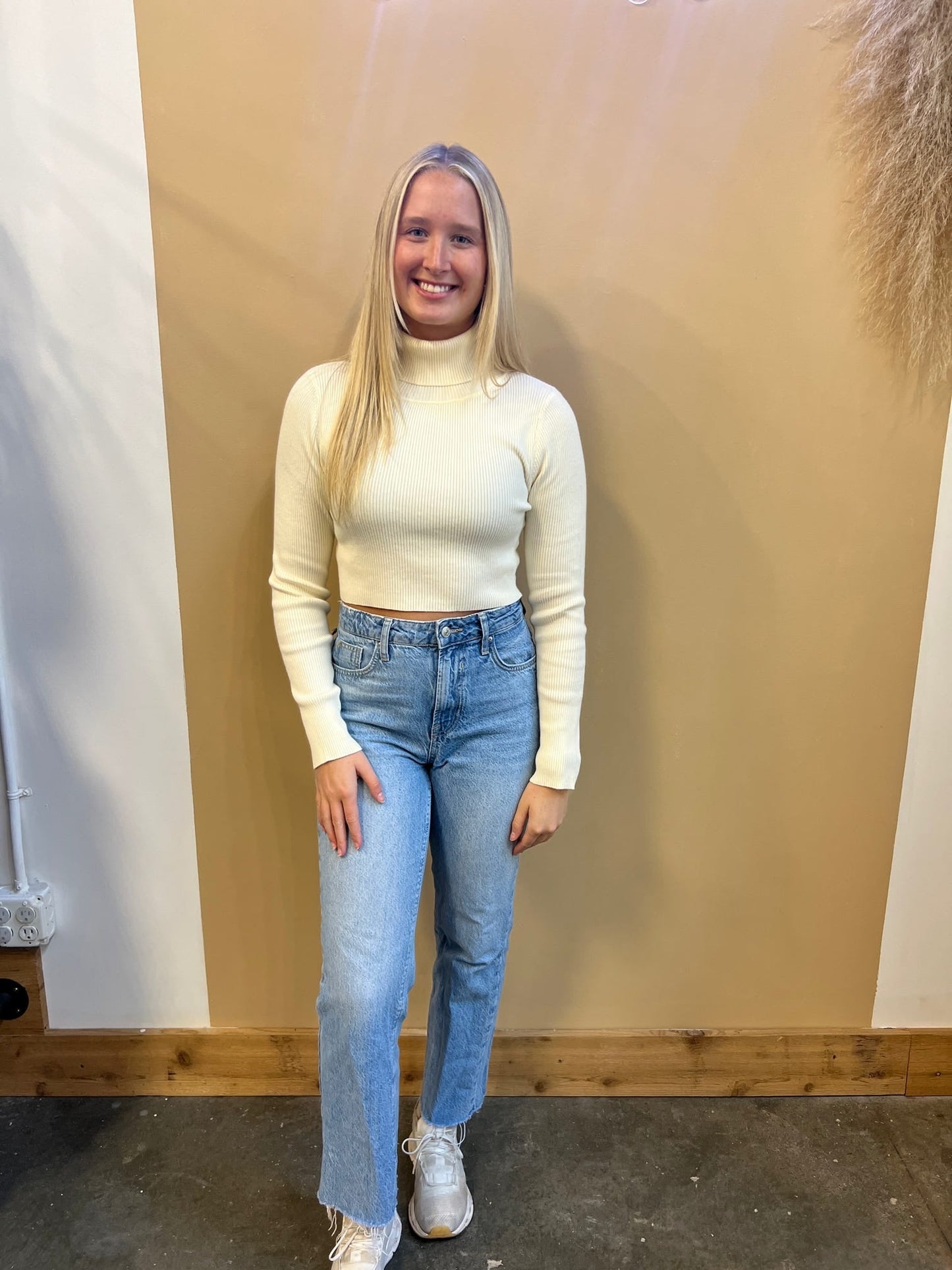Emerson Mock Neck Top - Arete Style