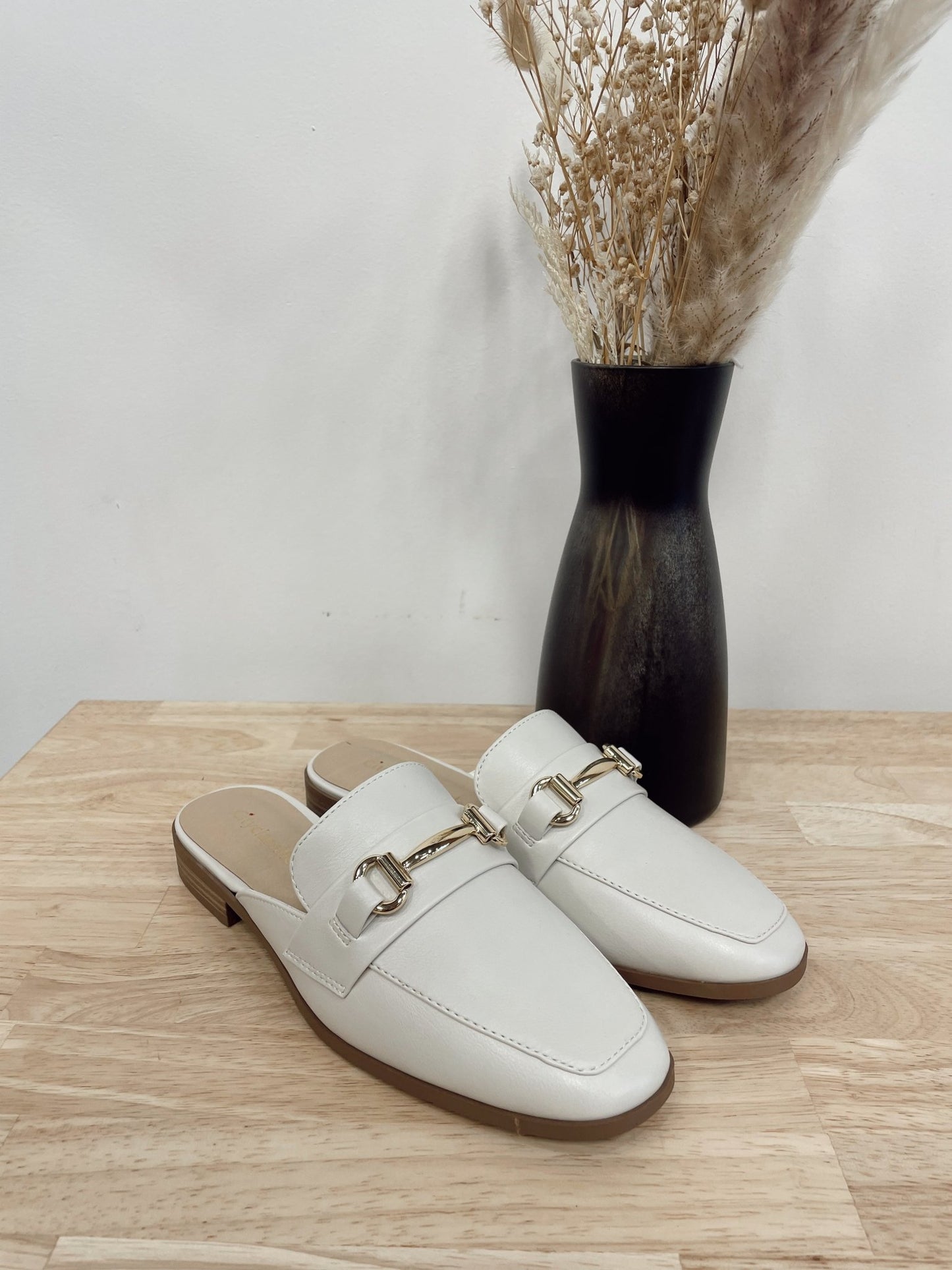 Kessie Mules - Arete Style