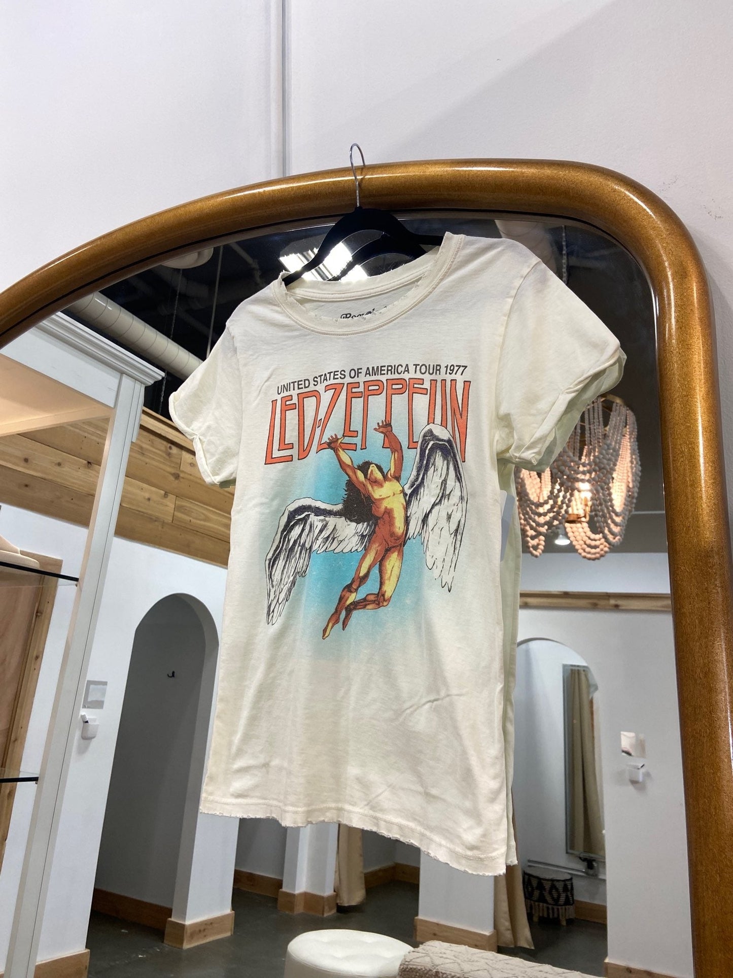 Led Zeppelin America Tour 1977 Graphic Tee - Arete Style