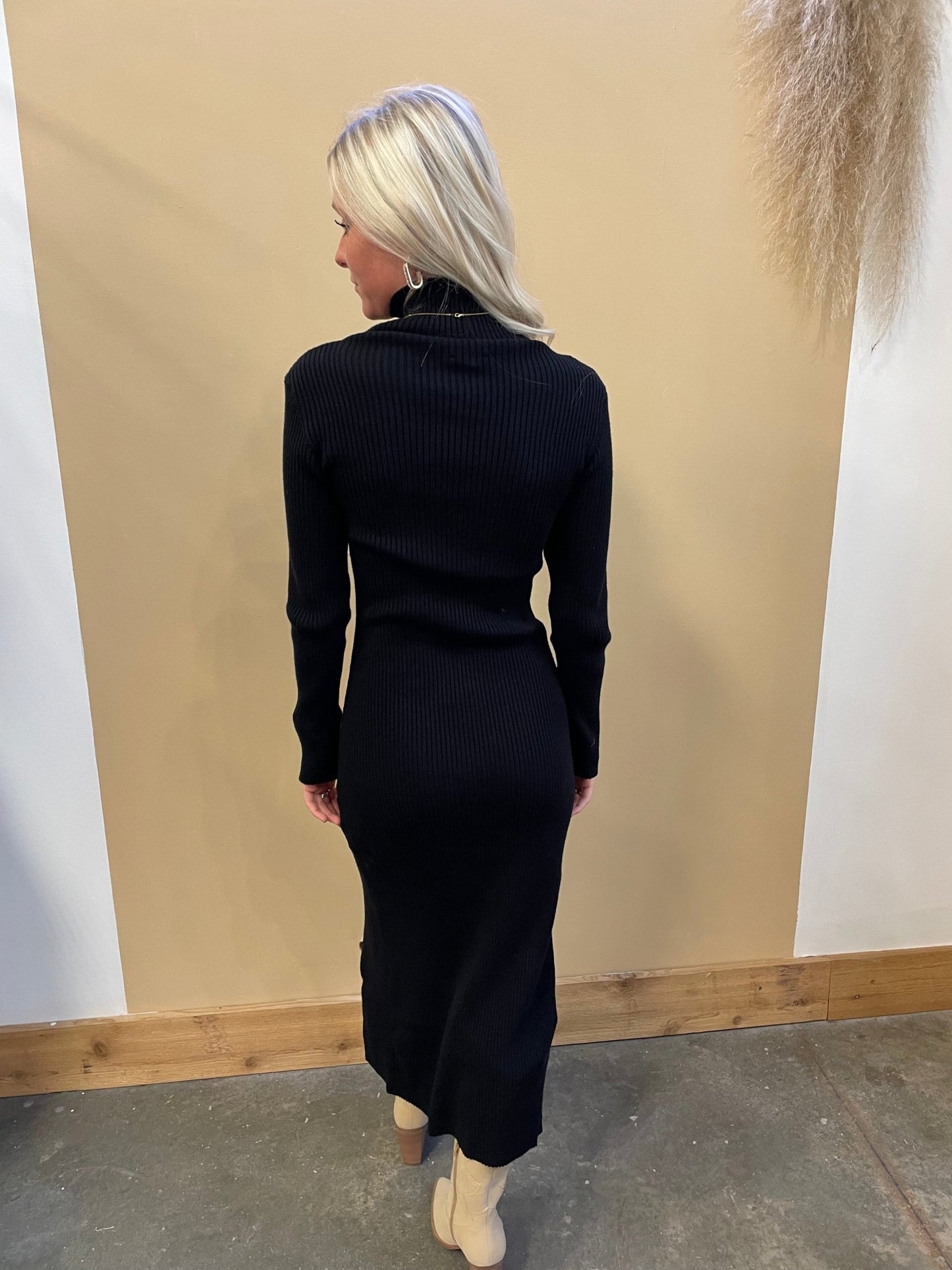 Off My Mind Midi Dress - Arete Style
