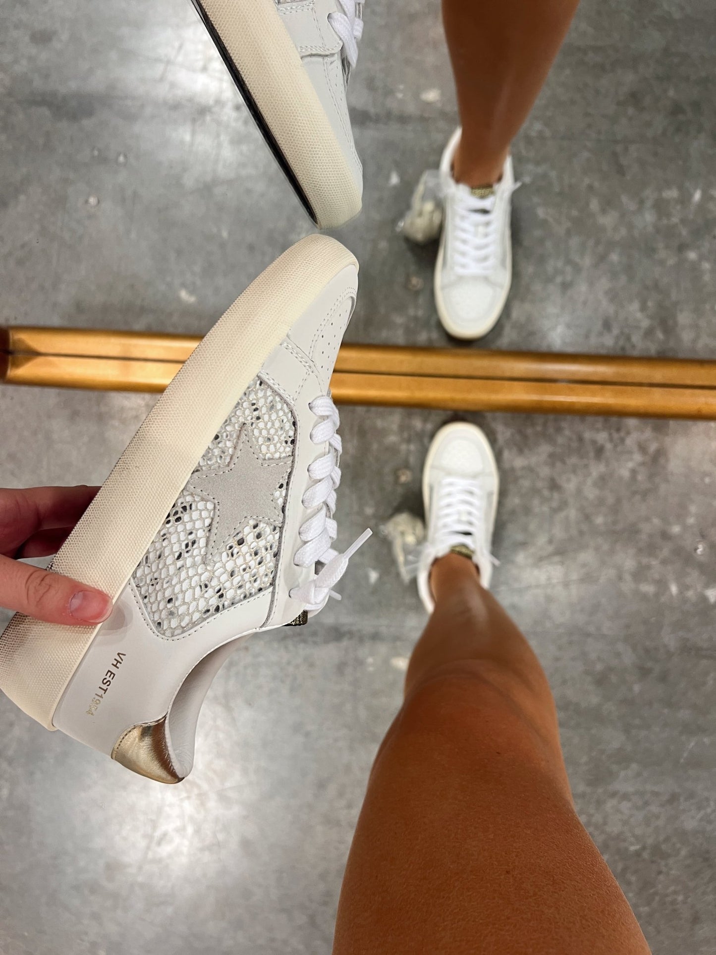Reflex 18 Sneaker By Vintage Havana - Arete Style