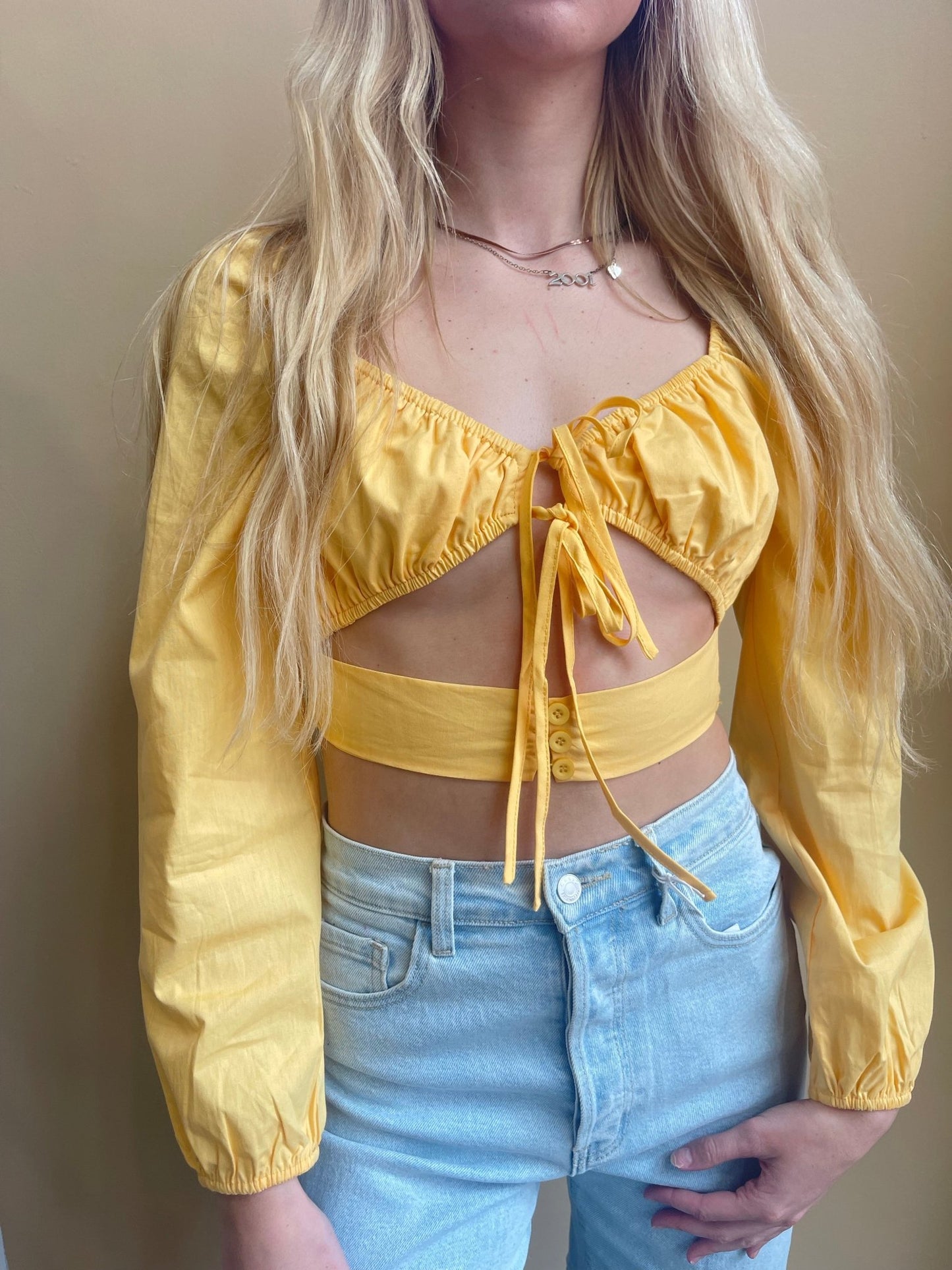 Rita Cut Out Crop - Arete Style