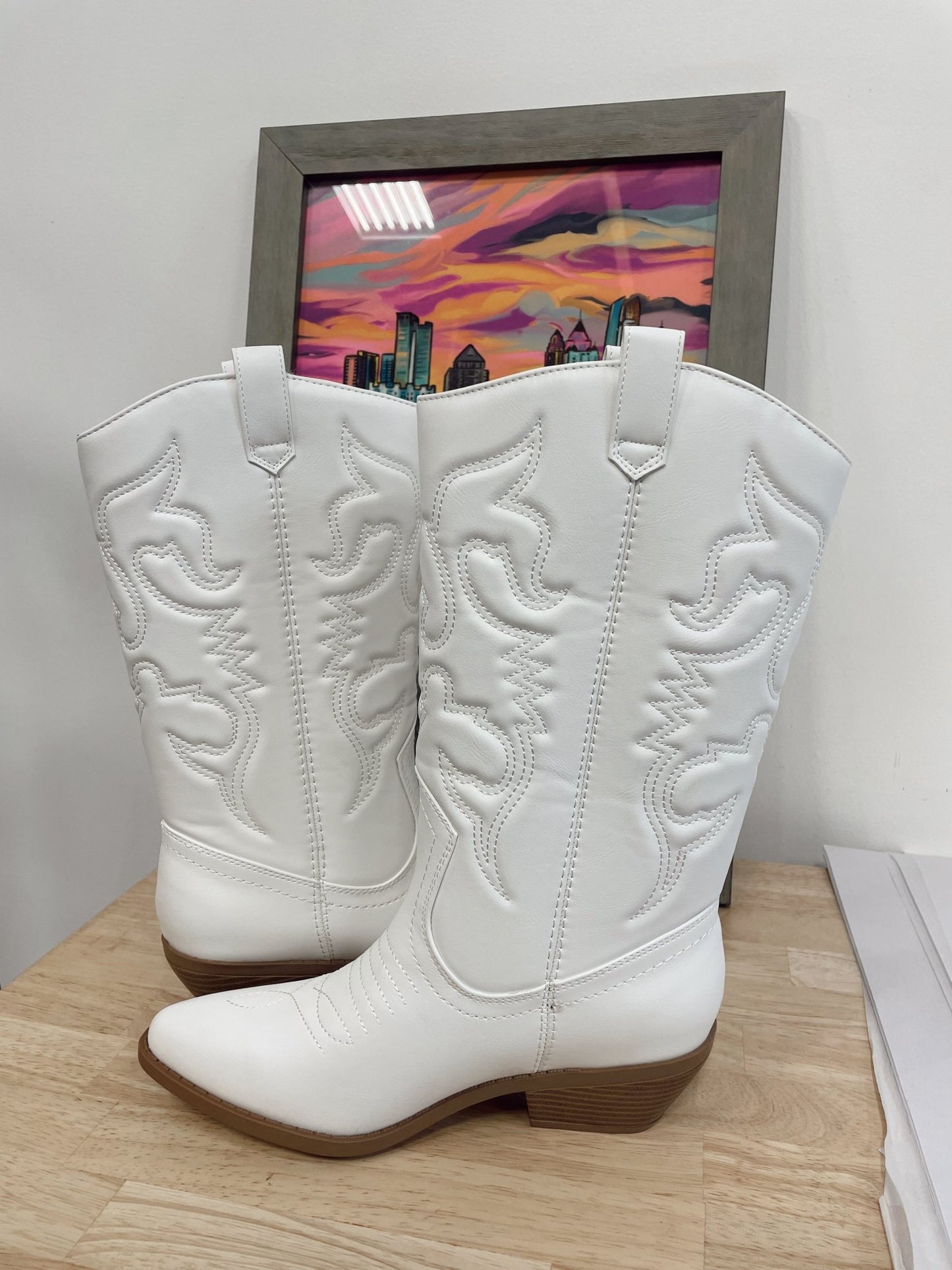 Walk This Way White Cowgirl Boots - Arete Style