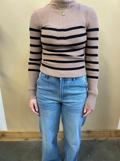 Long Sleeve Stripe Sweater
