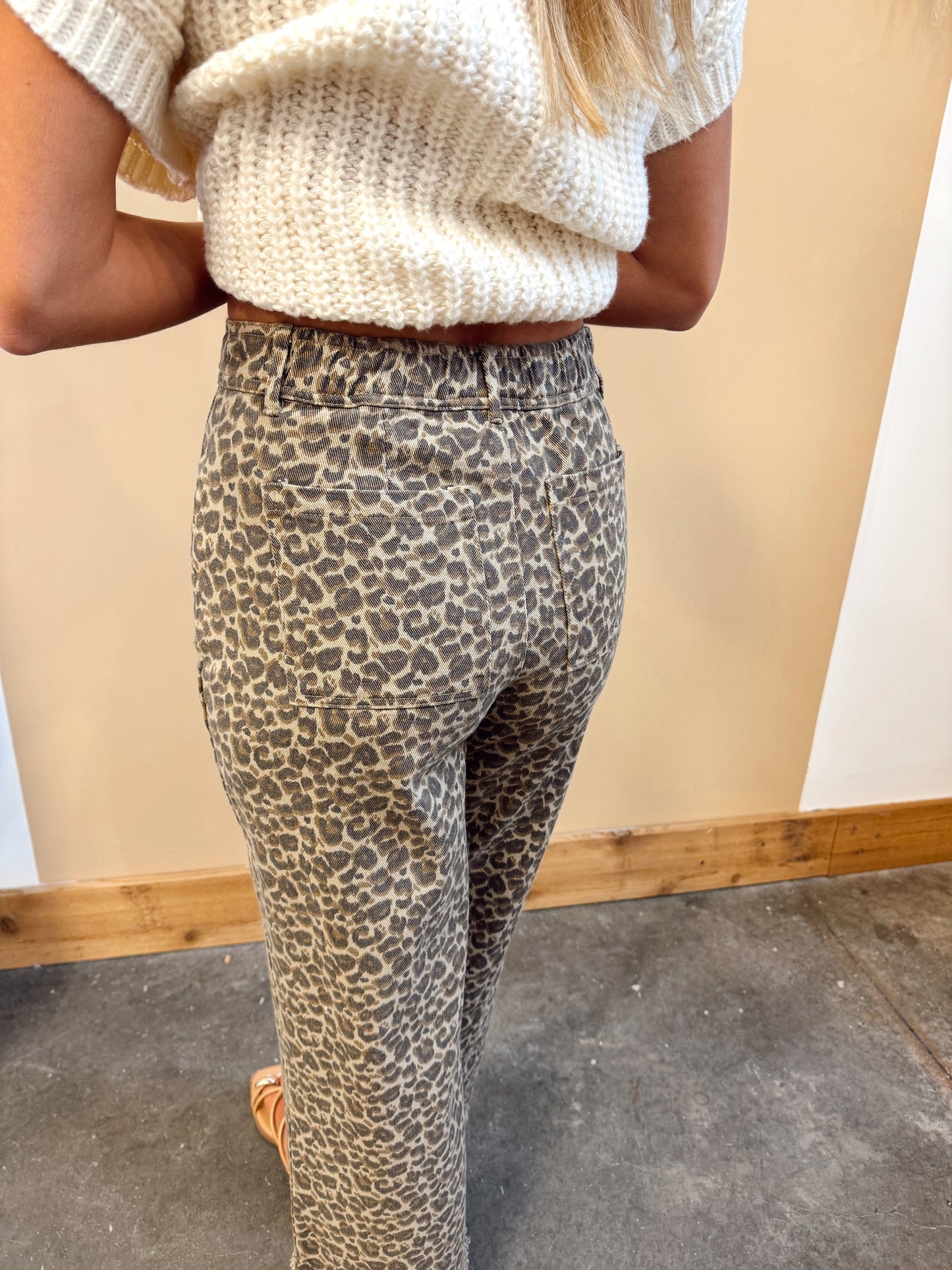 Leopard Printed Straight Pants