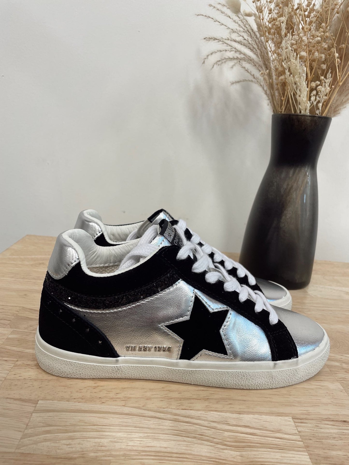 Bounce 18 Lowtop Sneaker By Vintage Havana - Arete Style