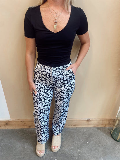 Floral Crop Pants - Arete Style