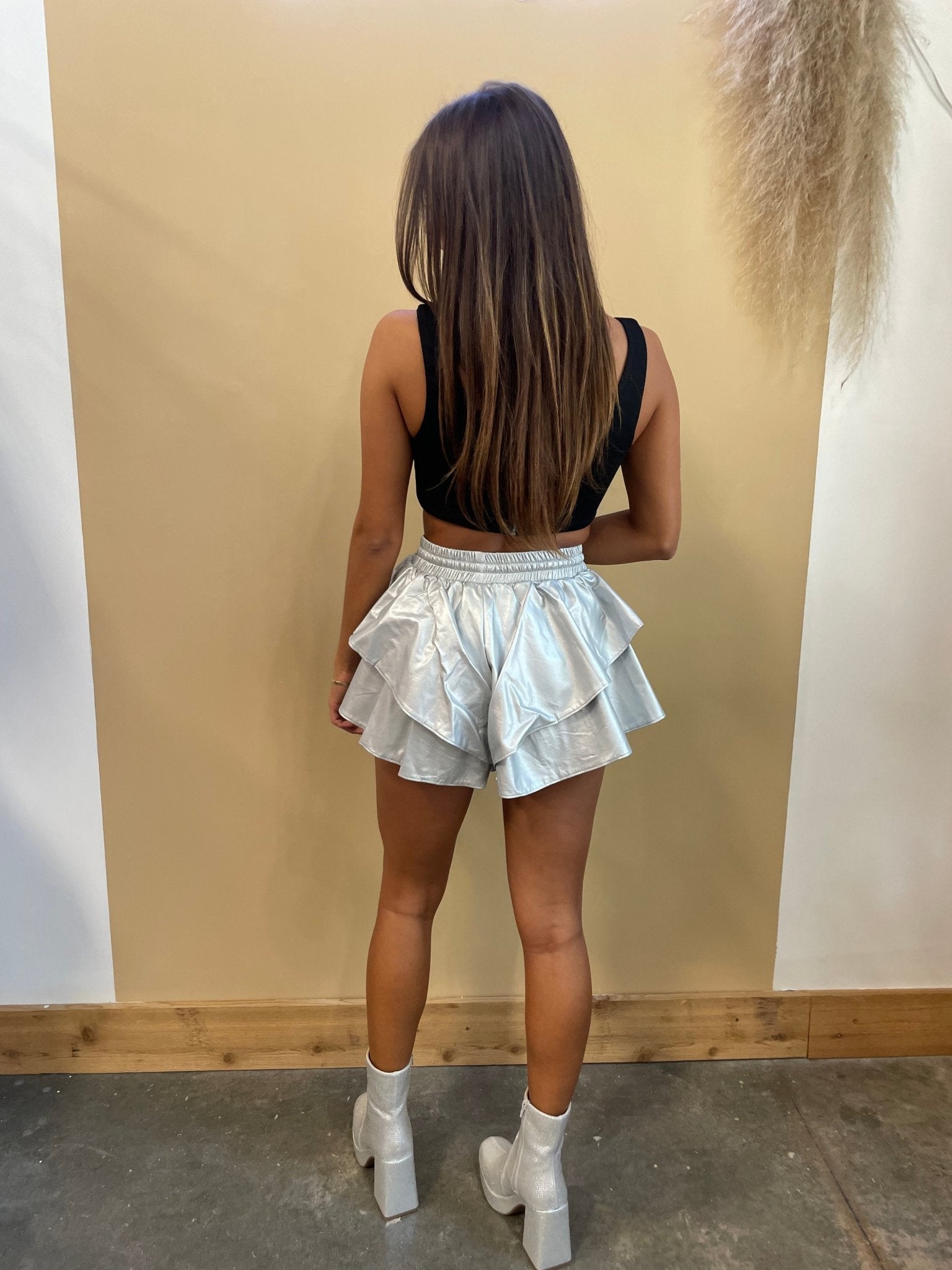 Like You Like Me Shorts - Arete Style