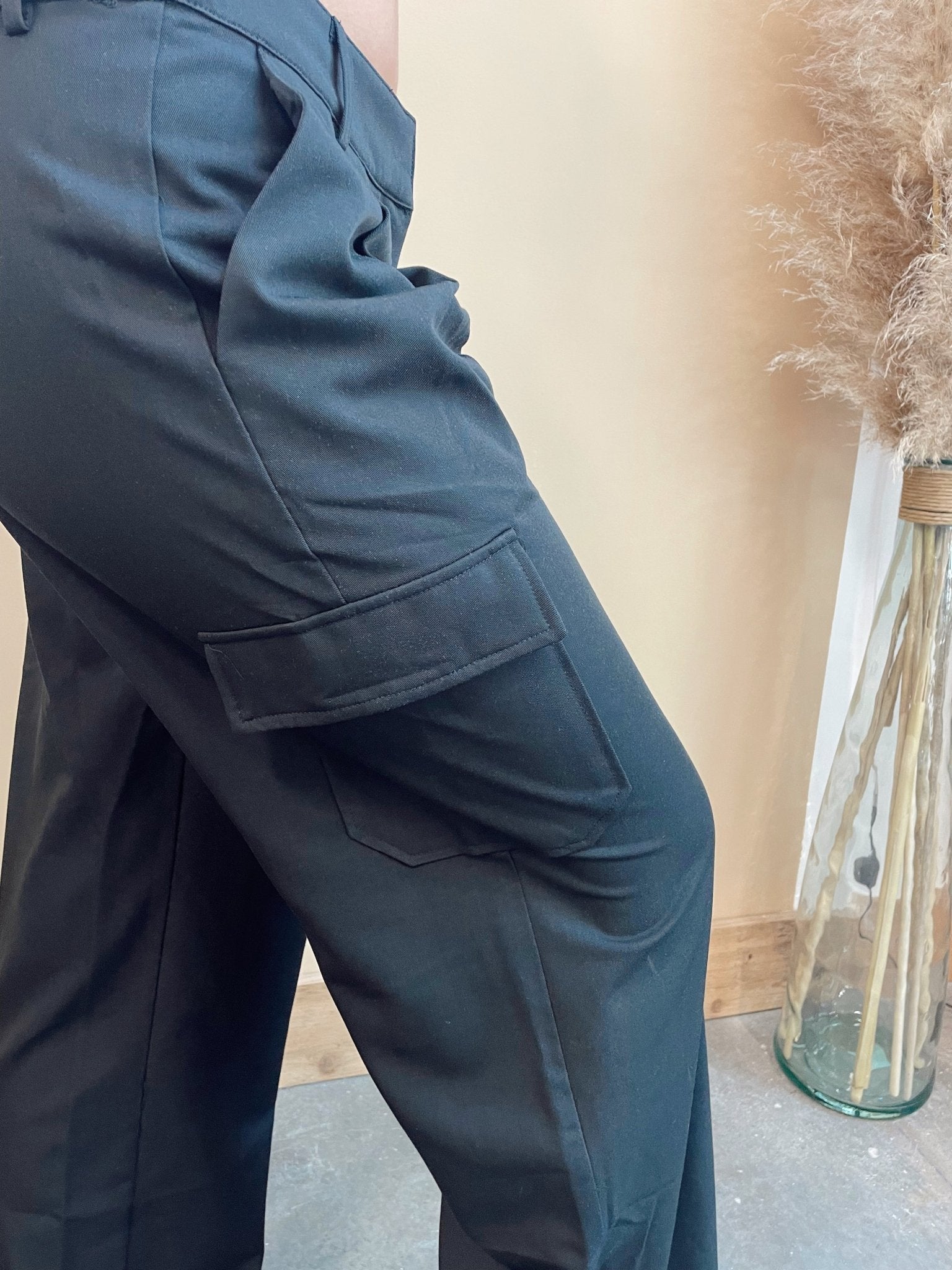 Low Rise Abba Cargo Pant - Arete Style