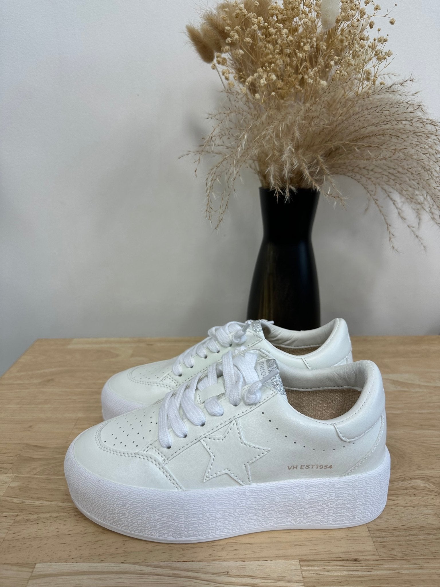 Vintage platform sneakers online